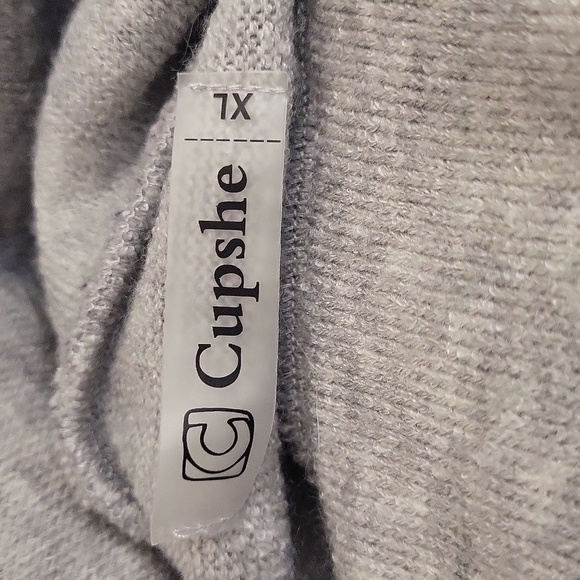 Cupshe Gray Fold Over Knit Sweater - Picture 3 of 3